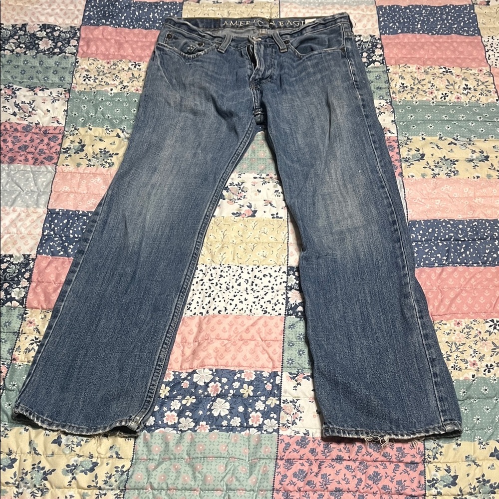 American Eagle Outfitters Women’s Boot Cut Jeans — Medium Blue Wash